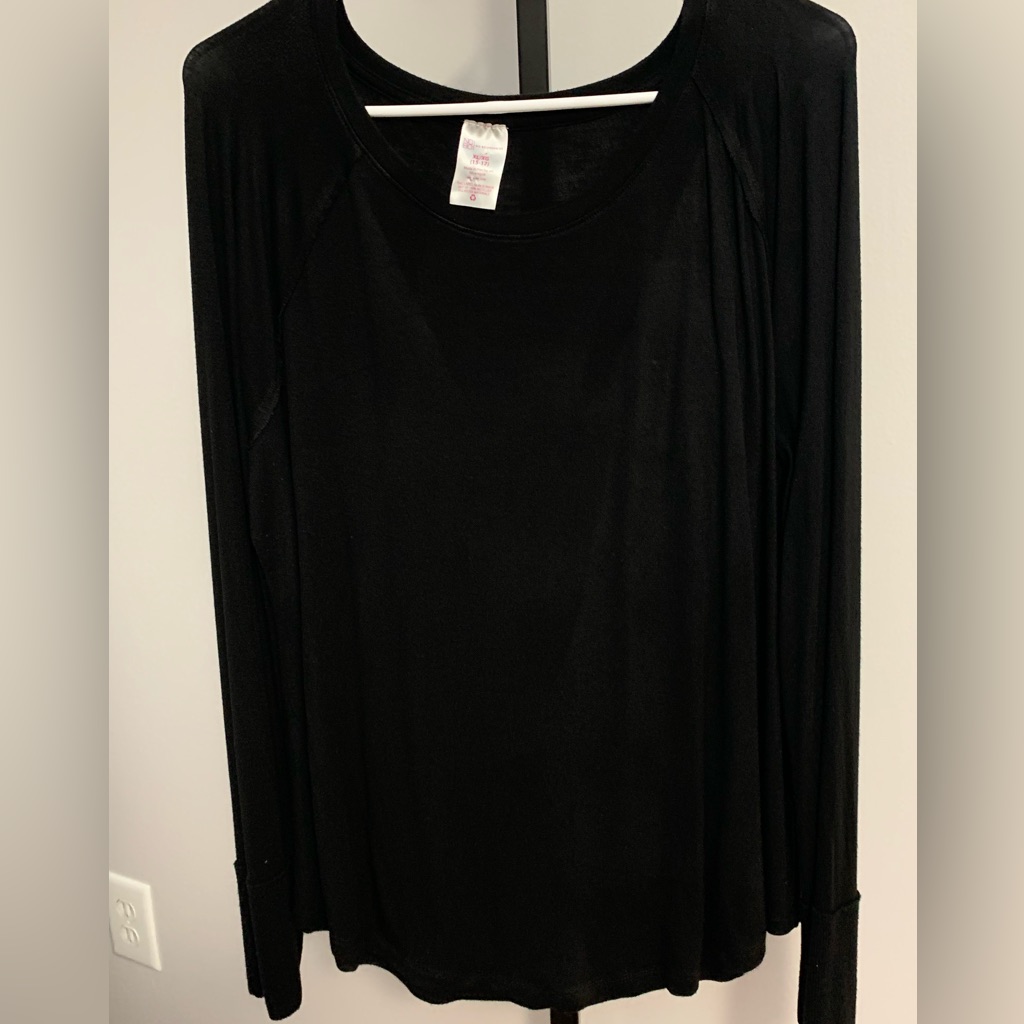 No Boundaries Basic Black Top